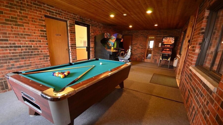 Clarion Pointe Bettendorf - Quad Cities