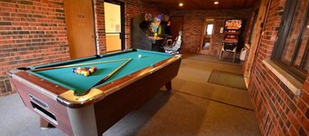 Clarion Pointe Bettendorf - Quad Cities