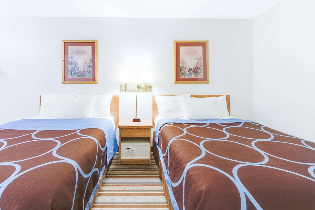 Standard Room, 2 Double Beds