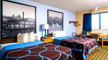 Quarto standard, 2 camas de casal | Cofres nos quartos, escrivaninha, cortinas blackout