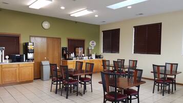 Free daily on-the-go breakfast