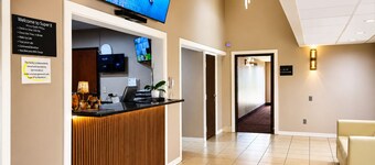 Super 8 by Wyndham Champaign
