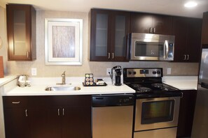 Premium bedding, in-room safe, blackout curtains, iron/ironing board