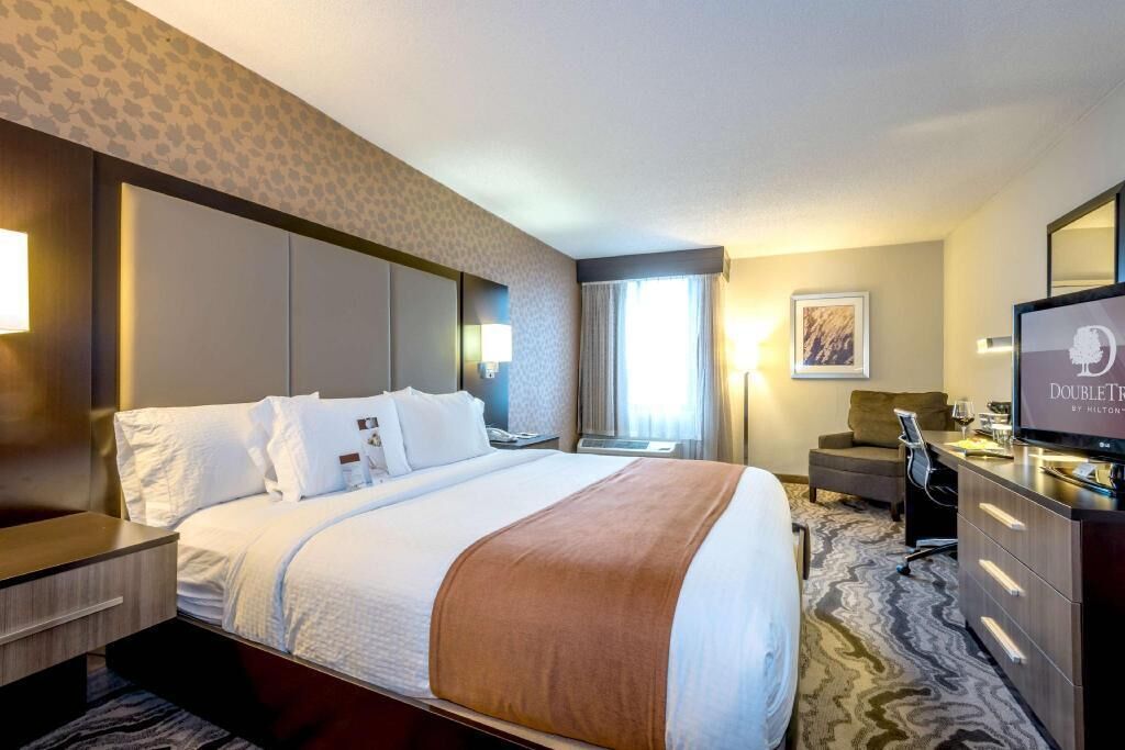 Luxe beddengoed, een kluis op de kamer, verduisterende gordijnen
