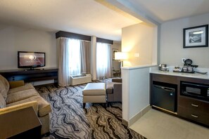 Premium bedding, in-room safe, blackout curtains, iron/ironing board