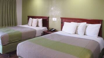 Gratis wifi, beddengoed, een wekker