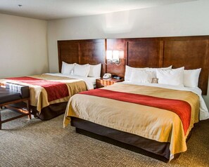 Room, Multiple Beds, Non Smoking | Premium bedding, pillowtop beds, desk, blackout drapes - Comfort Inn Redding Near I-5 (Redding)