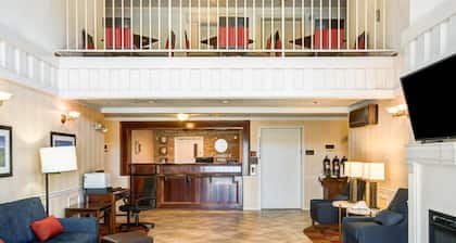Comfort Inn Redding Near I-5