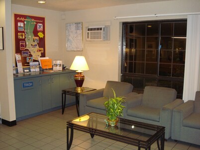 Good Nite Inn Salinas