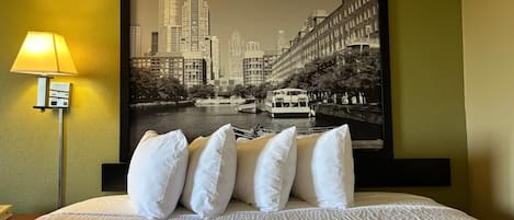 Escritorio, cunas gratuitas, camas extra gratis y wifi gratis