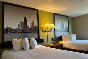 Työpöytä, ilmaiset vauvansängyt, ilmaiset lisävuoteet, ilmainen Wi-Fi