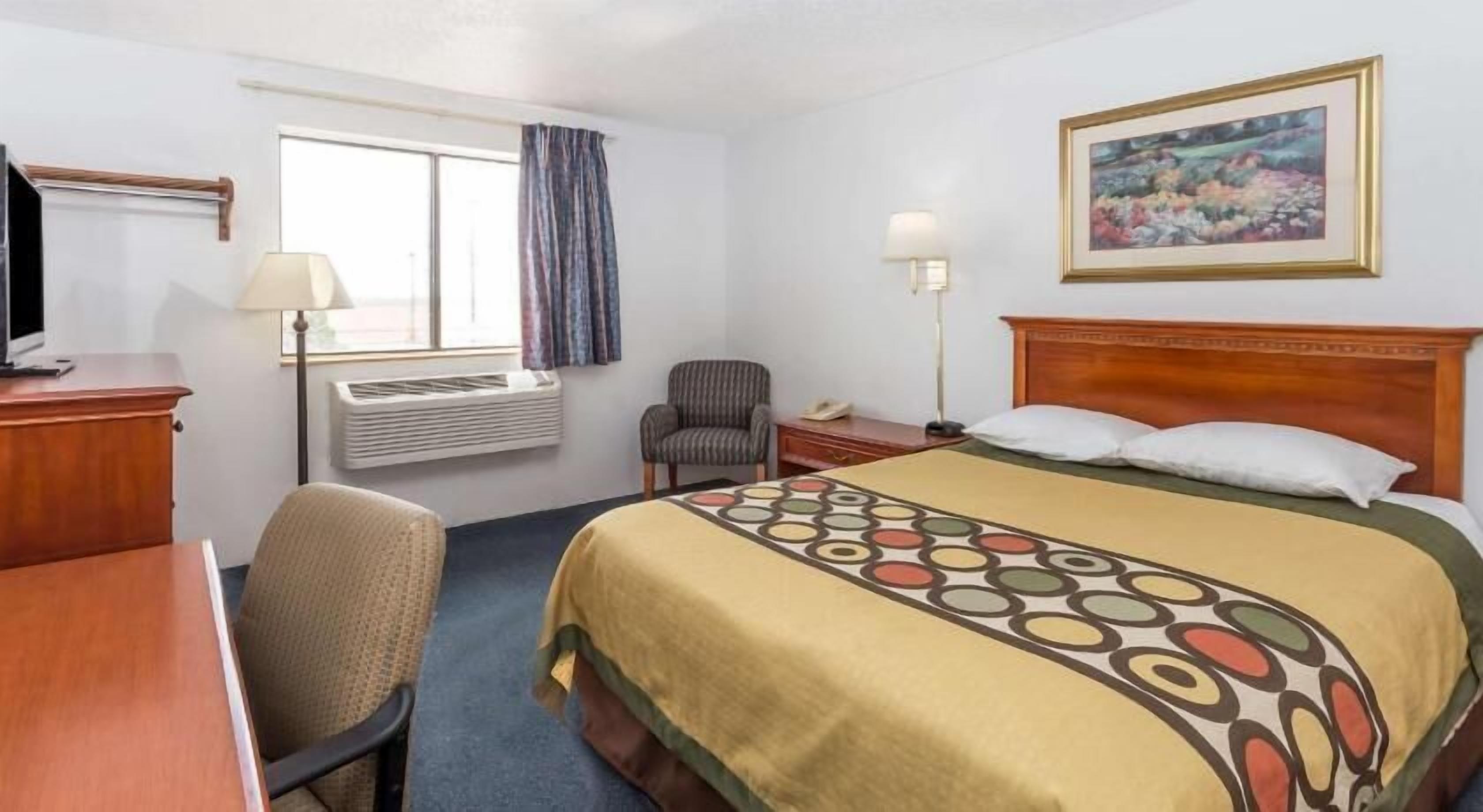 Desk, free cots/infant beds, free rollaway beds, free WiFi
