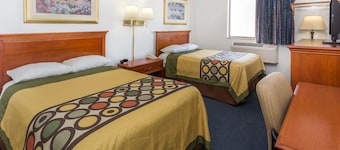 Super 8 by Wyndham Pontiac
