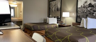 Deluxe Inn & Suites