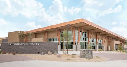 Super 8 by Wyndham Elko