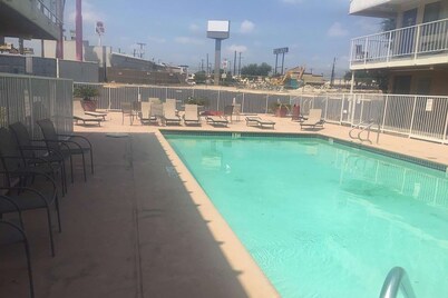 Travelodge by Wyndham San Antonio Lackland AFB North