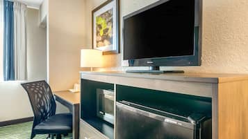 Standard Room, 2 Queen Beds, Non Smoking | Desk, iron/ironing board, cribs/infant beds, free WiFi