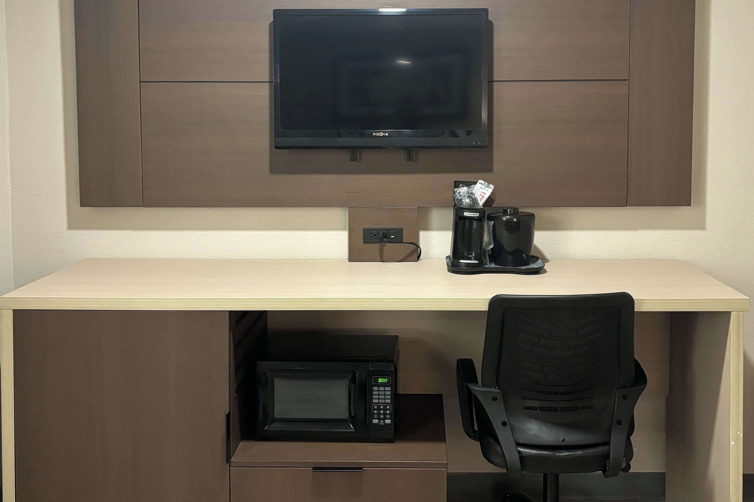 Photo - Quality Inn & Suites at Airport Blvd I-65