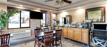Knights Inn Madera