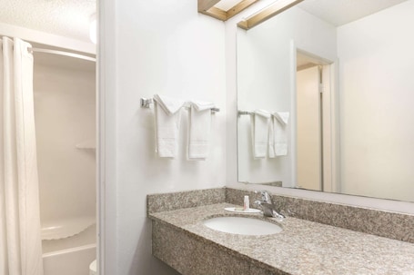 Free toiletries, hair dryer, towels, soap. Super 8 by Wyndham Riviera Beach West Palm Beach