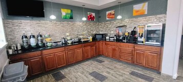 Desayuno continental incluido todos los días 
