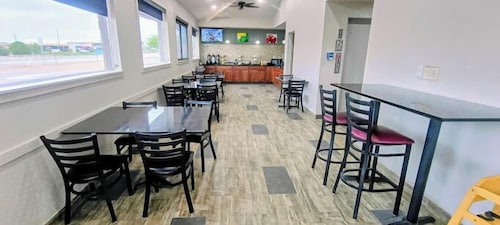 Quality Inn Lamar