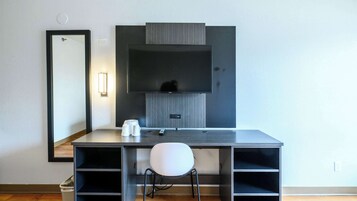 Laptop workspace, free WiFi, bed sheets