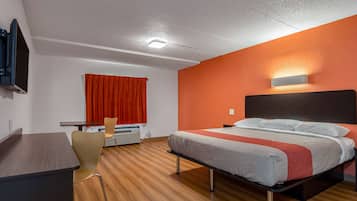 Desk, free WiFi, bed sheets