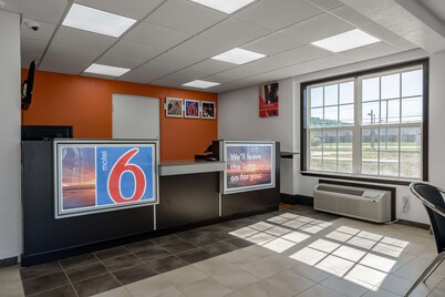 Motel 6 White, GA - Cartersville