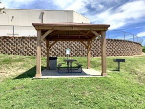 BBQ/picnic area