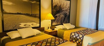 Super 8 by Wyndham Dodge City