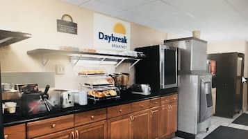 Desayuno para llevar gratuito y diario