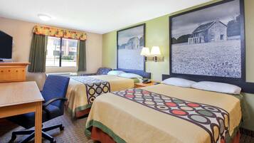 Escritorio, tabla de planchar con plancha, wifi gratis y ropa de cama