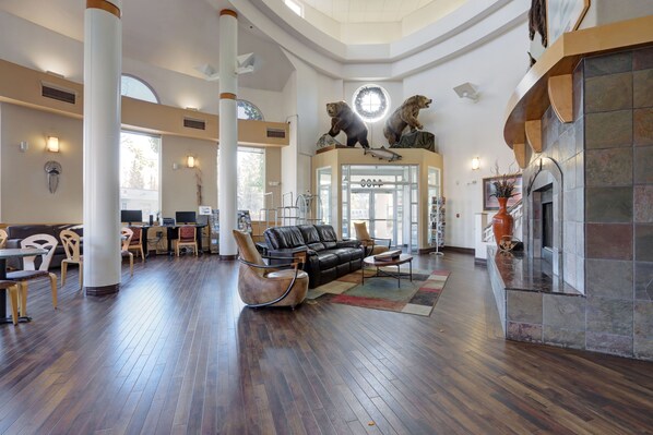 Sala de estar en el lobby