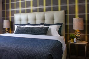 Pop Rocks Suite, 2 Bedrooms, Kitchen | Desk, soundproofing, free WiFi, bed sheets - Vintage Block Inn & Suites (Okoboji)