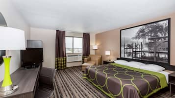 Standard Room, 1 King Bed | Premium bedding, individually decorated, individually furnished, desk