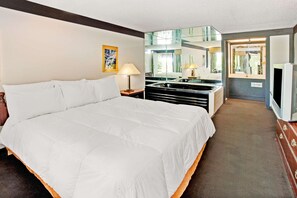 Klassieke studio suite, 1 kingsize bed, hot tub | Individueel gedecoreerd, individueel gemeubileerd