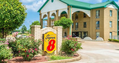 Super 8 by Wyndham Lakeland