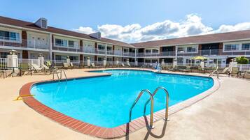 Seasonal outdoor pool