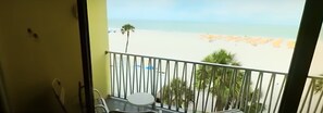 Deluxe Suite, 1 Bedroom, Beach View | Balcony