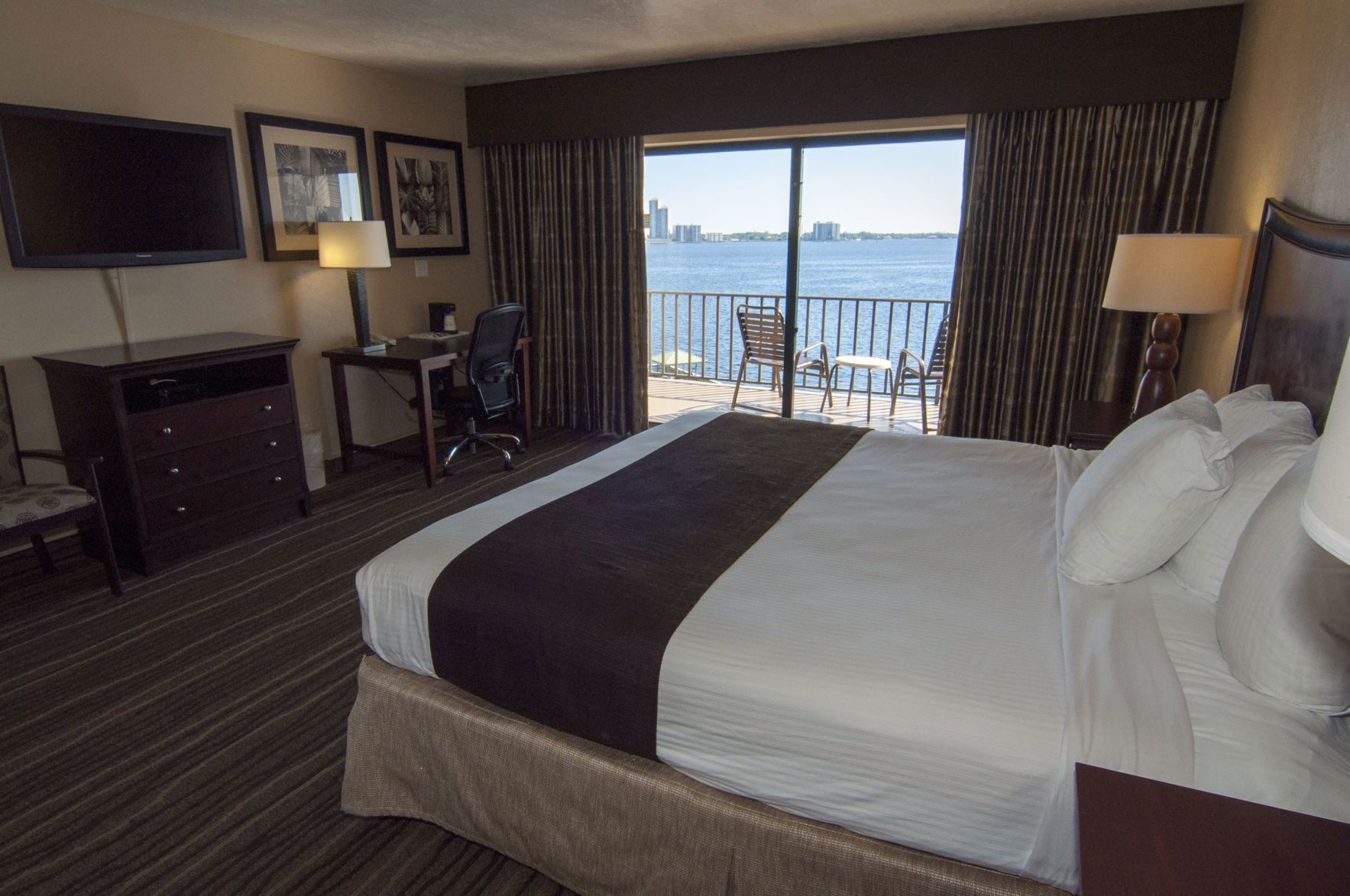 Desk, iron/ironing board, free WiFi, bed sheets