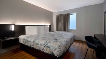 Free WiFi, bed sheets