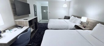 Clarion Pointe