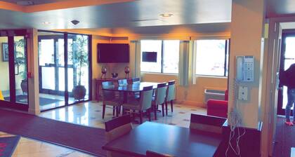 Super 8 by Wyndham Hartford