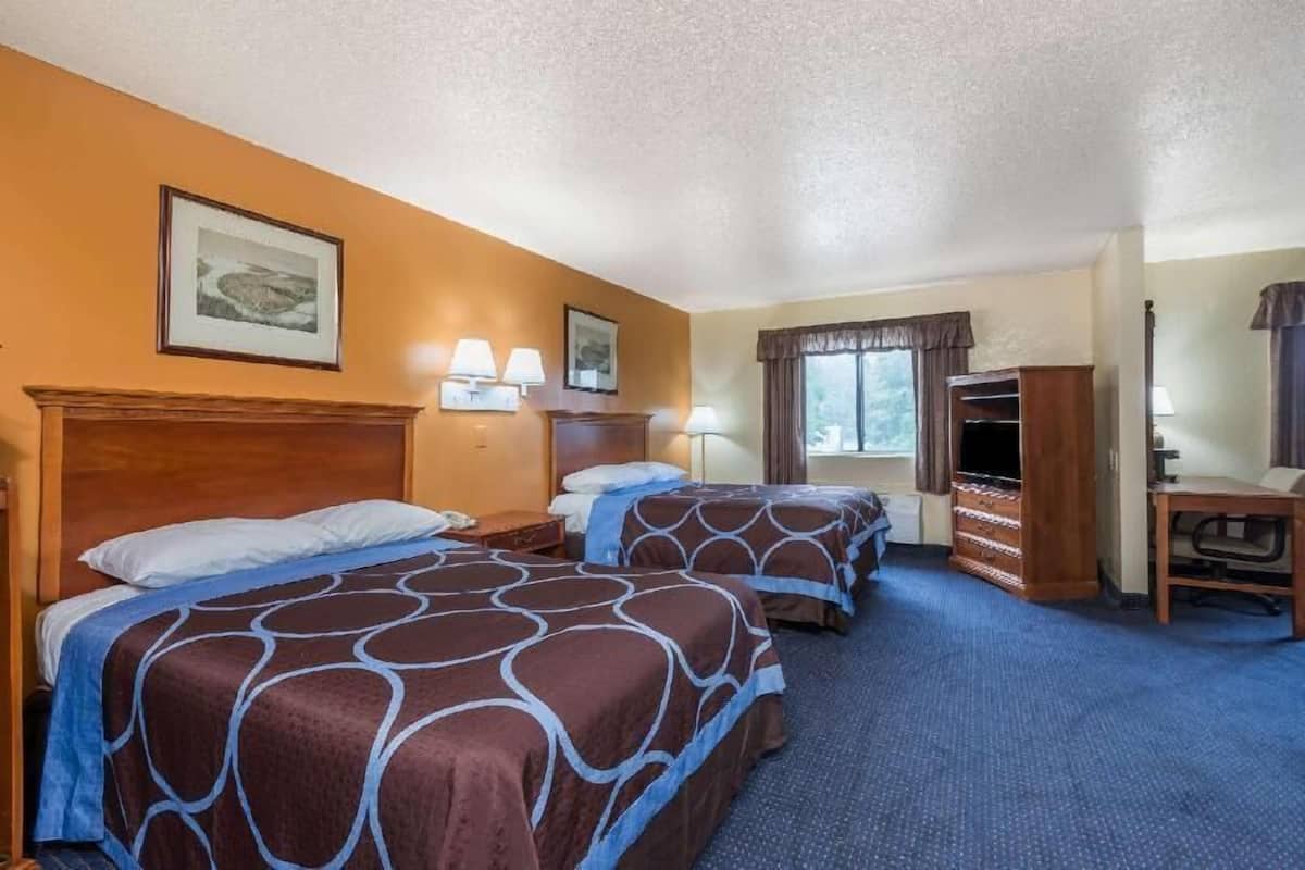 Desk, iron/ironing board, free cribs/infant beds, free WiFi