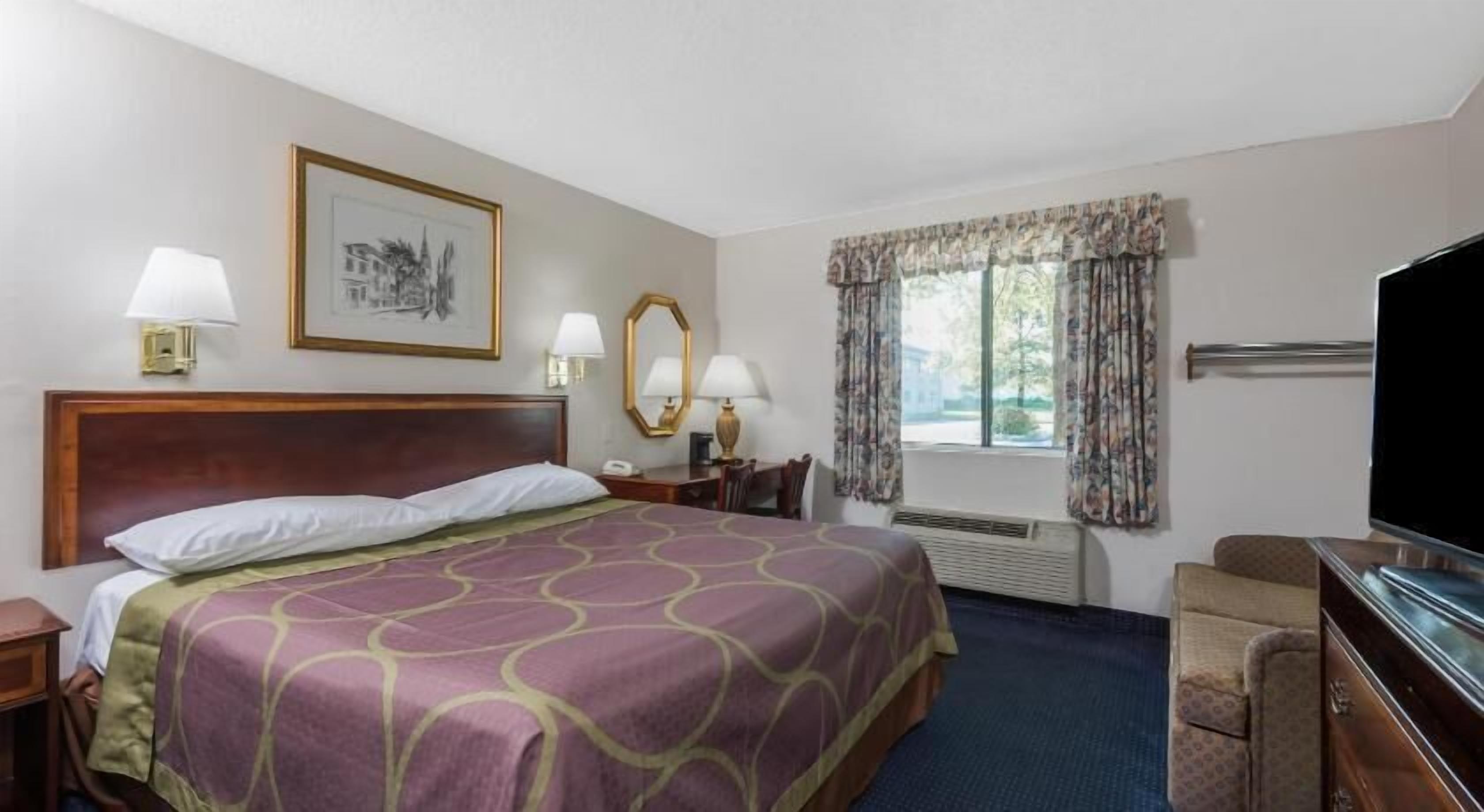 Desk, iron/ironing board, free cribs/infant beds, free WiFi