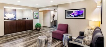 La Quinta Inn & Suites by Wyndham Houston Baytown East