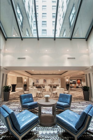 Lounge. Magnolia Hotel Denver, A Tribute Portfolio Hotel