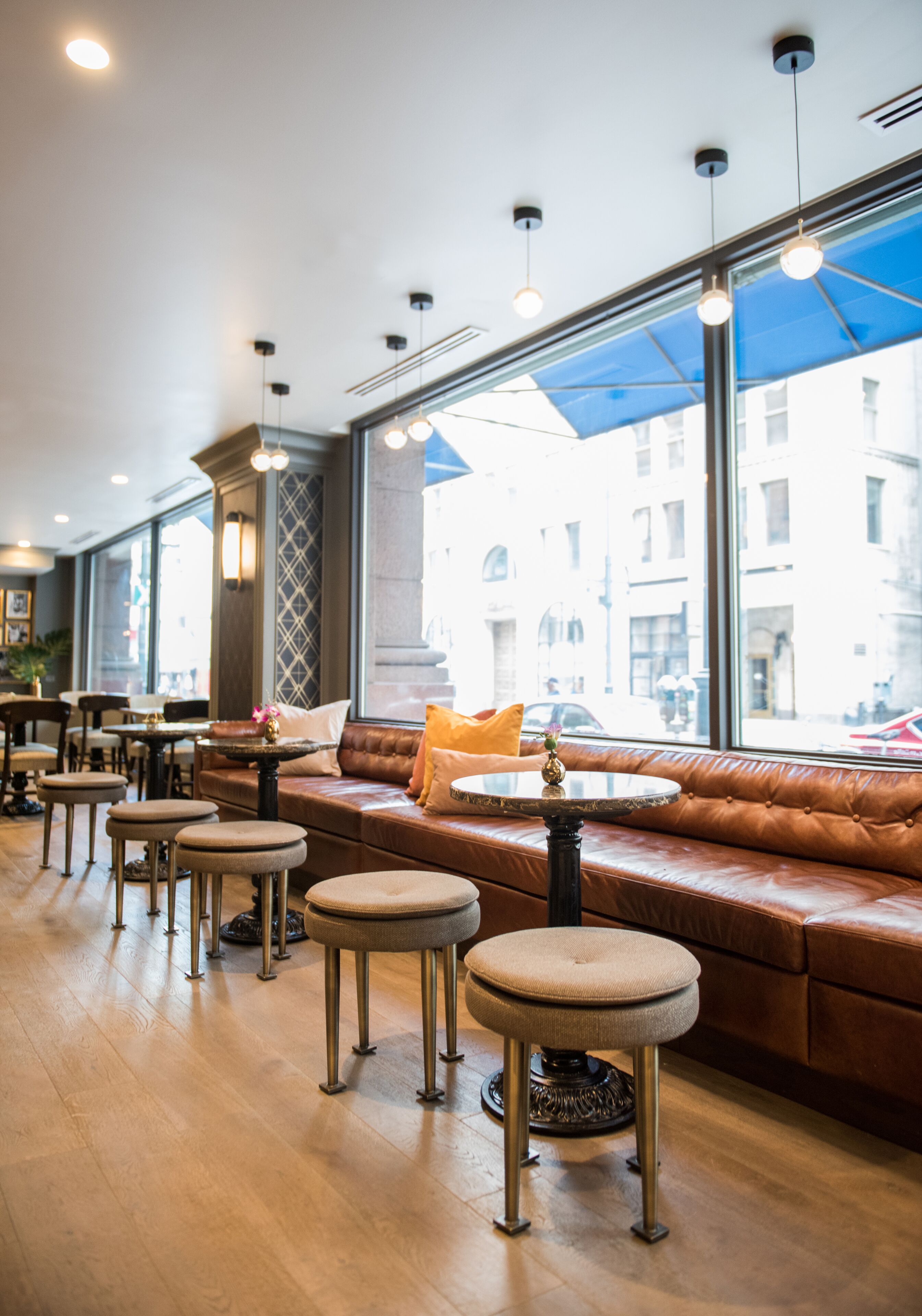 Desayuno a la carta todos los días (con cargo)