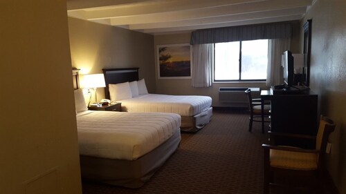 Days Inn by Wyndham Bloomington West